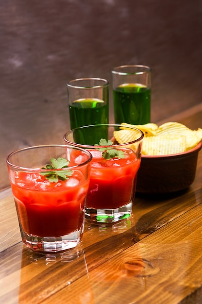 Free photo tomato alcoholic coctail