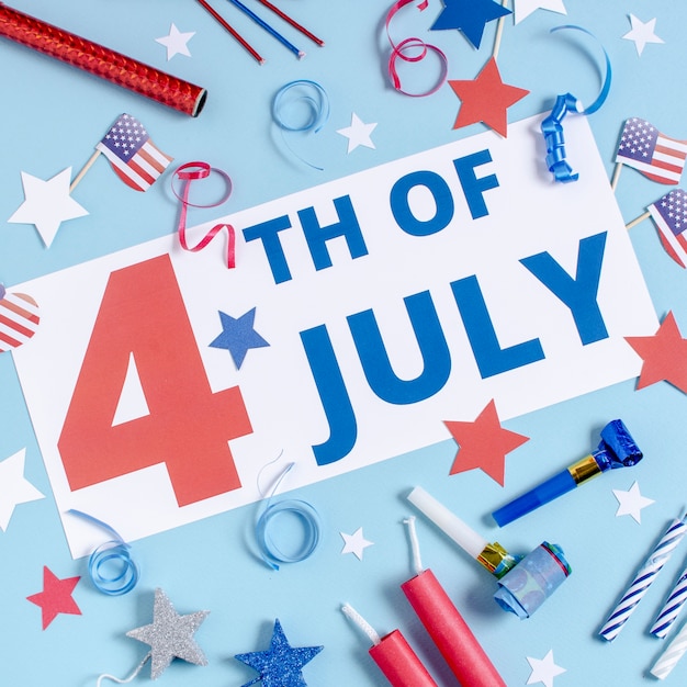 Free photo top view 4th of july sign with independence day decoration