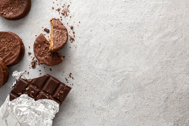 Top view of alfajores cookies with copy space