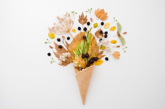 Top view autumn leaves bouquet