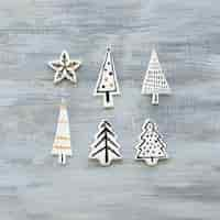 Free photo top view of christmas tree decorations