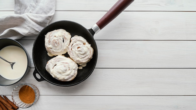 Top view cinnamon rolls in pan