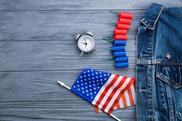 Top view of clock and American accessories