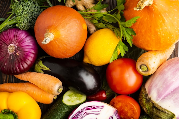 Top view colorful delicious vegetables arrangement