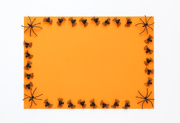 Free photo top view creepy halloween concept with copy space