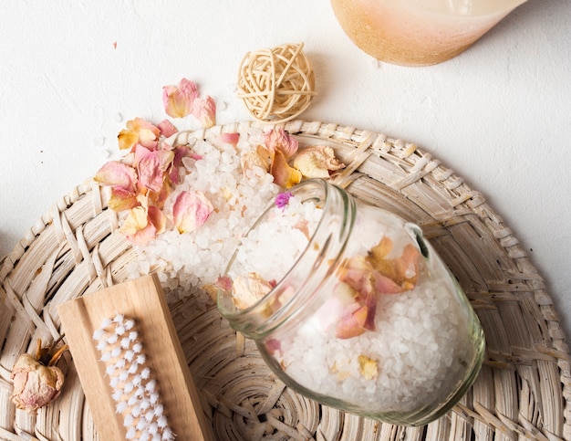 Free photo top view decoration with salts in a bowl