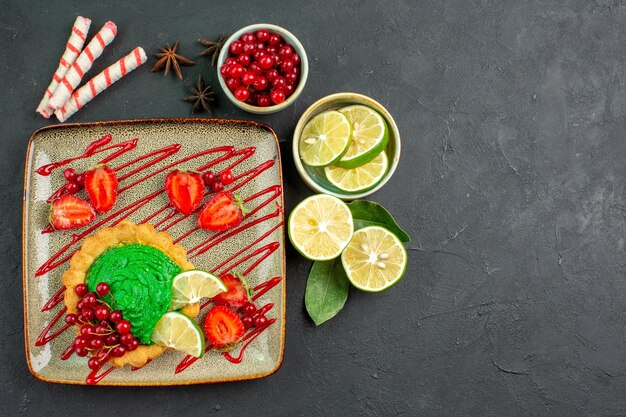 Top view delicious cake with fruits