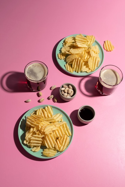 Foto gratuita vista dall'alto deliziosa disposizione del cibo?