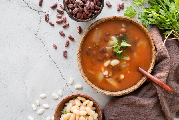 Вид сверху вкусной здоровой пищи