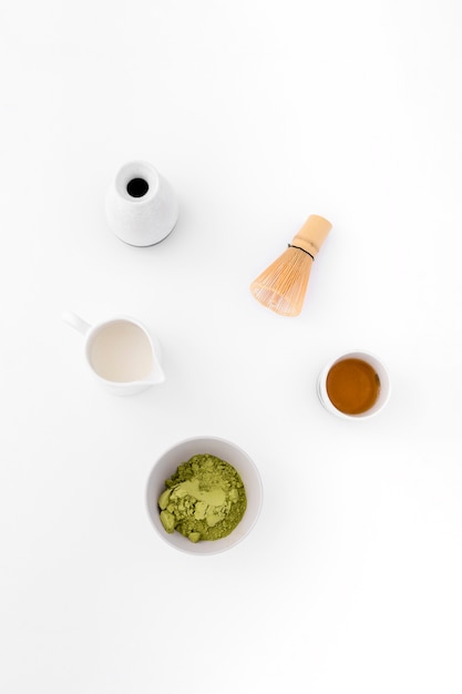 Foto gratuita vista dall'alto delizioso concetto di tè matcha