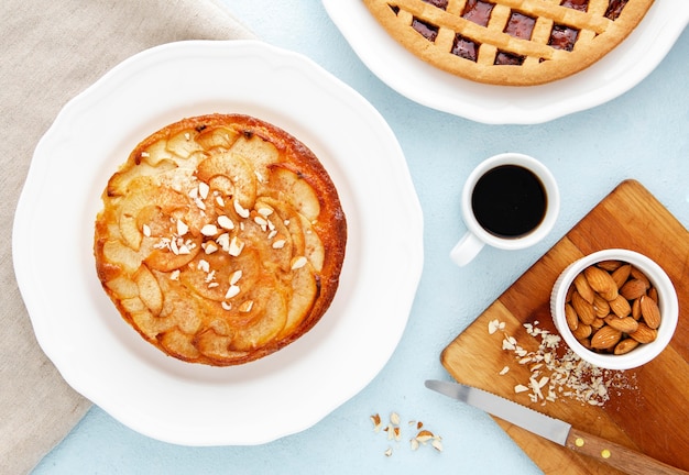 Free photo top view delicious pie for morning meal