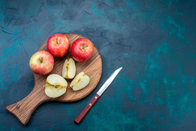 Top view fresh apples mellow and juicy on the dark background fruit fresh mellow color