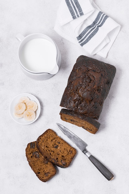 Free photo top view fresh baked sweet bread with milk