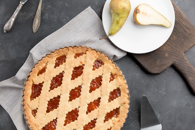 Foto gratuita disposizione della torta di frutta vista dall'alto