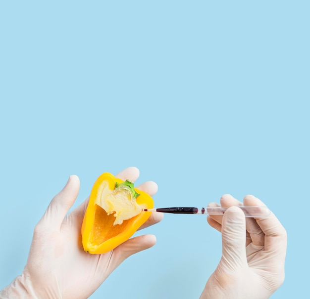 Бесплатное фото Вид сверху генетически модифицированного желтого сладкого перца