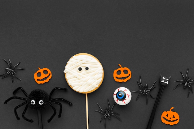 Free photo top view halloween concept with copy space