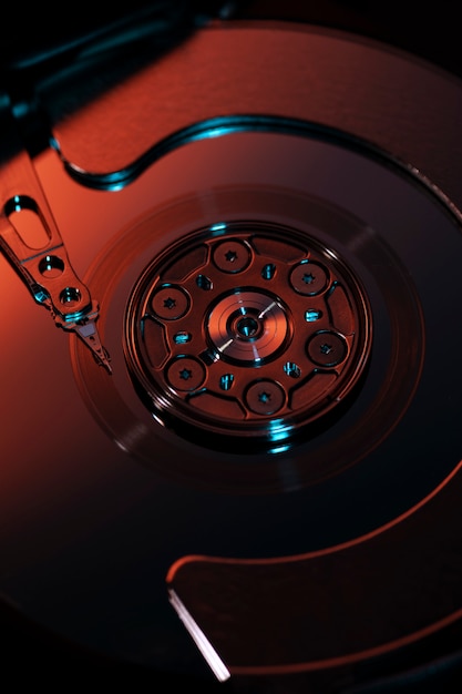 Free photo top view hard disk with red light