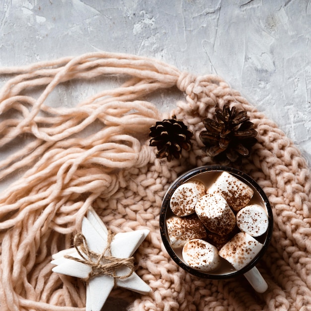 Foto gratuita vista dall'alto del concetto di cioccolata calda