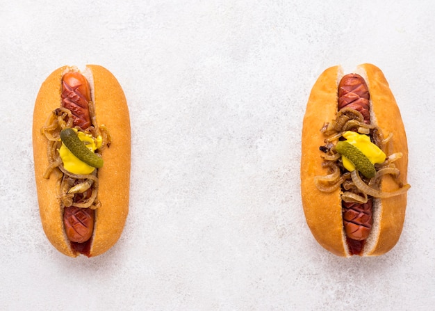 Foto gratuita hot dog vista dall'alto con copia-spazio