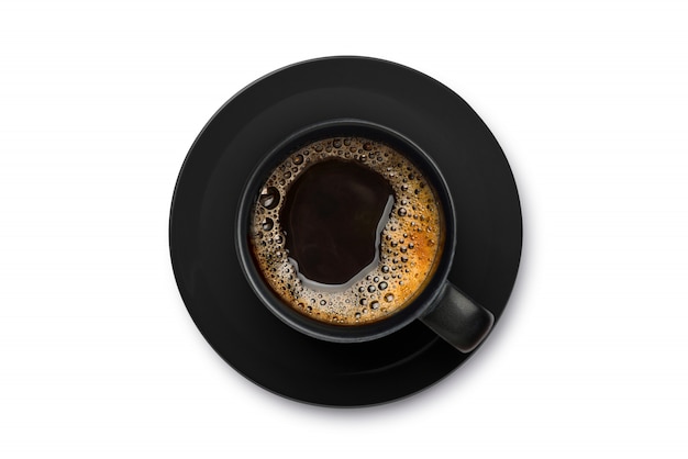 Взгляд сверху горячего кофе в черной чашке cllipping путь. Premium Фотографии