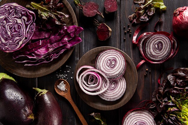 Top view of onions with cabbage