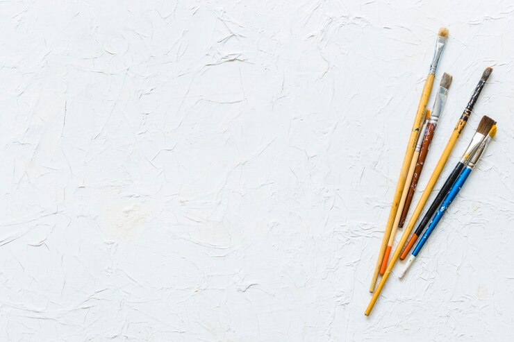 Free Photo top view paint brushes