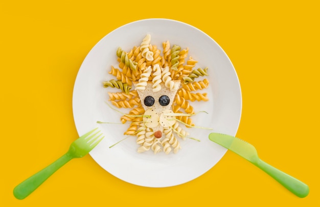 Top view plate with fusilli