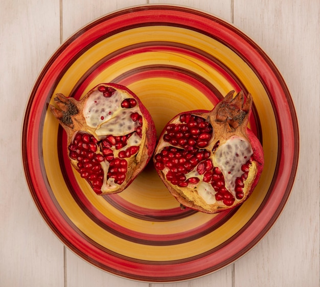 Top view pomegranate wedges on a plate