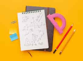 Free photo top view school supplies composition