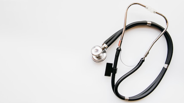 Free photo top view stethoscope