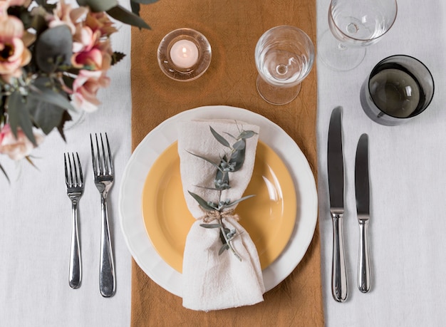 Top view table arrangement with flowers