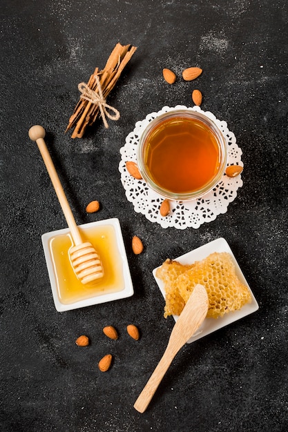 Free photo top view tea with honey