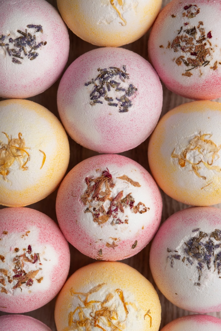 Free Photo top view therapeutic  bath bombs still life