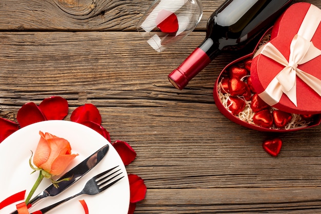 Free photo top view valentines day dinner assortment