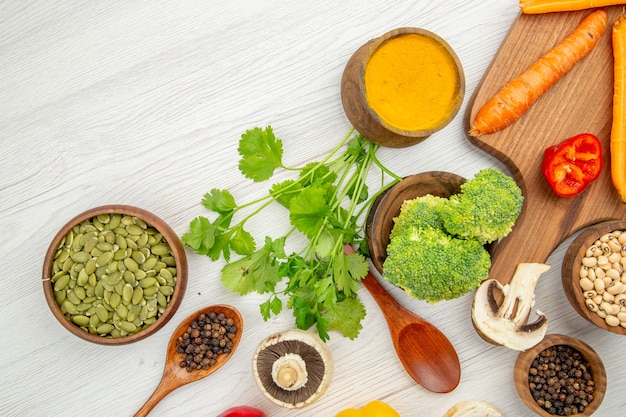 Top view vegetables on chopping board