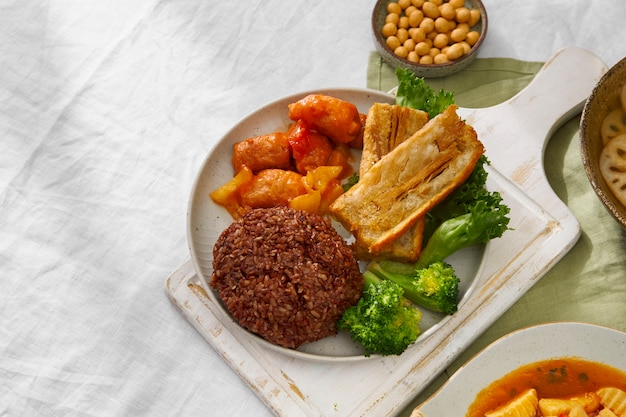 Free photo top view veggie dish still life