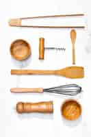 Free photo top view wooden kitchenware