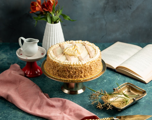 traditional azerbaijani absheron cake decorated with butter cream and cake crumbles