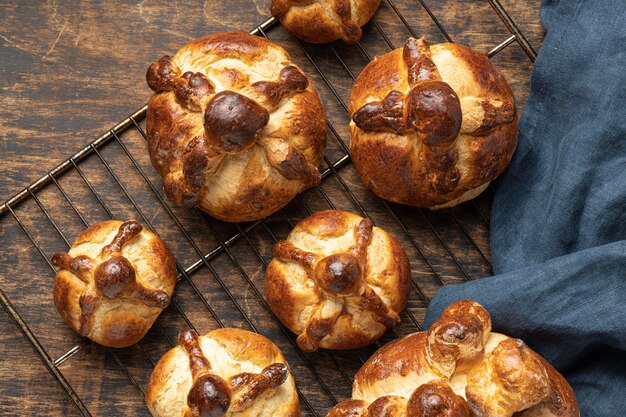 Traditional bread of dead composition