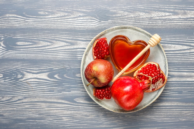 無料写真 ユダヤ人の新年の伝統的な食べ物-roshhashana。