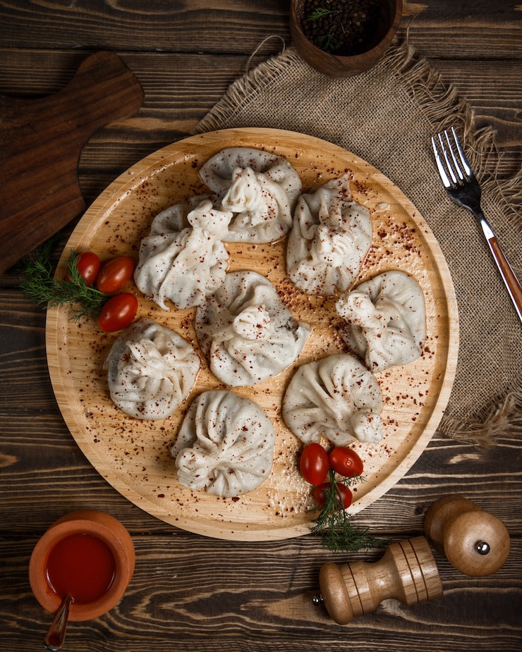 Free Photo traditional georgian khinkali top view
