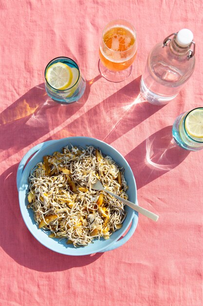 Traditional gulas dish arrangement