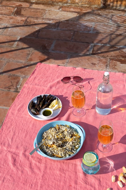 Traditional gulas dish arrangement