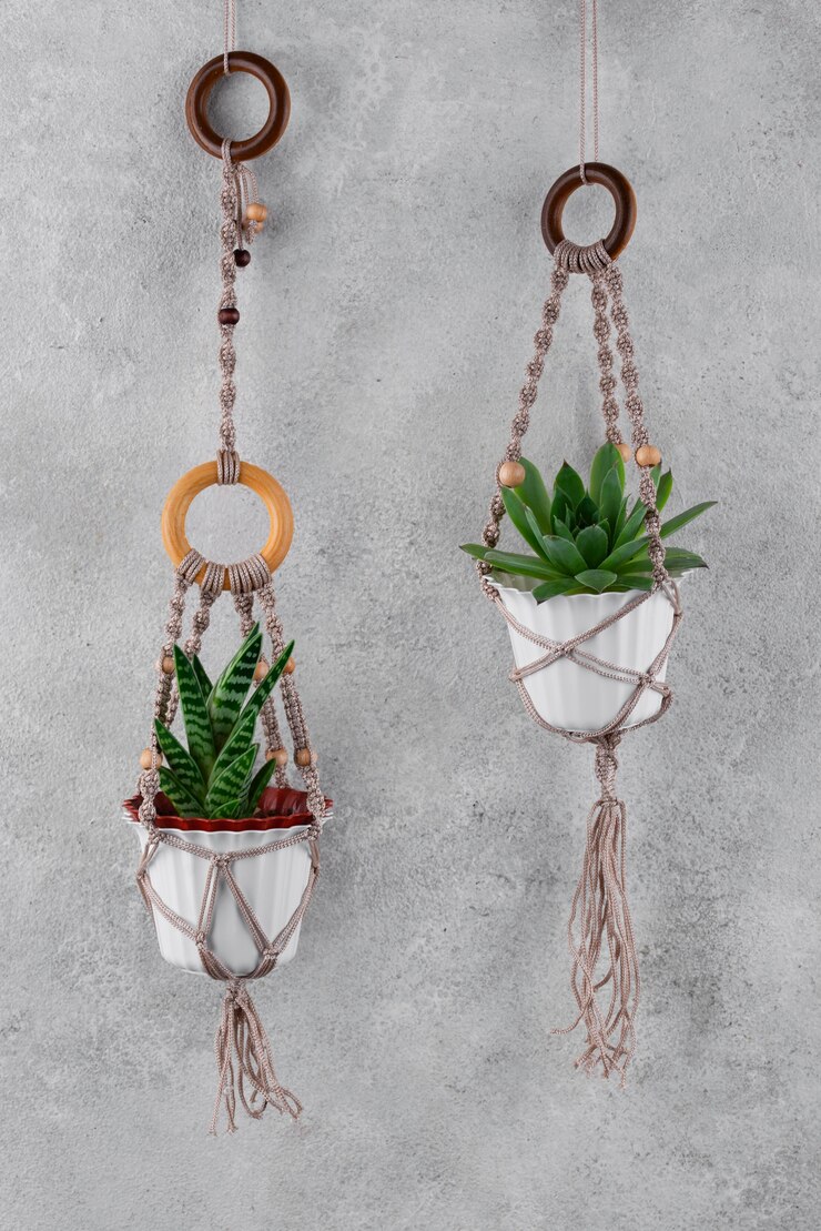 Free Photo traditional macrame arrangement indoors