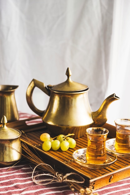 Tray of moorish tea with grapes