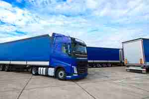 Free photo truck vehicle with trailers in background