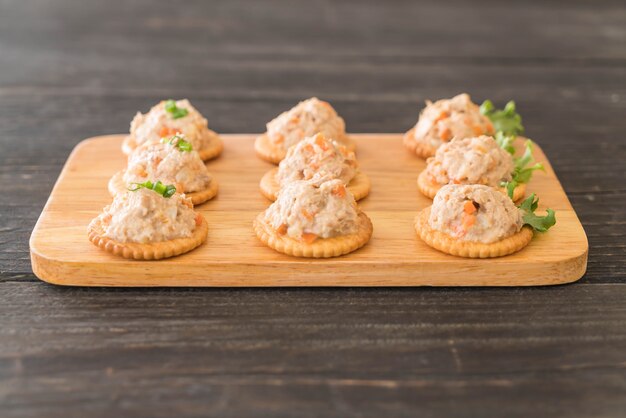 tuna spread with cracker