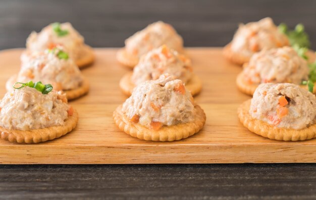 tuna spread with cracker