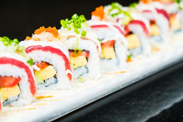 Тунец суши суши