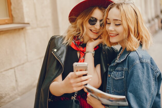 two fashion girls in a city